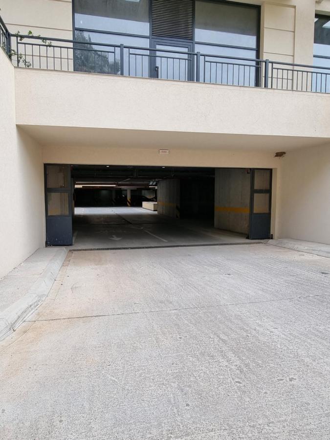 Fantastic New Centre Apartment Podgorica Buitenkant foto
