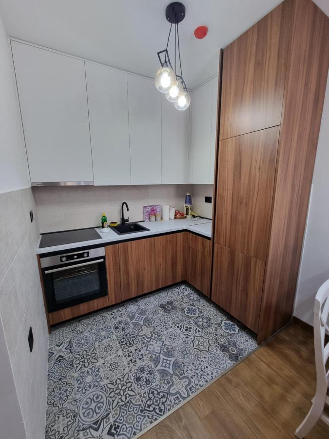 Fantastic New Centre Apartment Podgorica Buitenkant foto